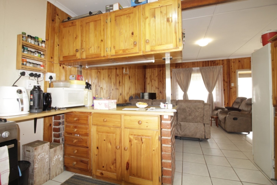 4 Bedroom Property for Sale in C Place Eastern Cape